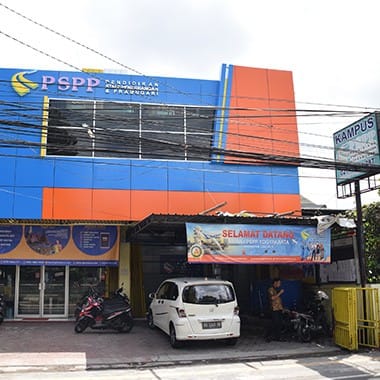 PSPP Penerbangan Wisuda 920 Lulusan Berkualitas