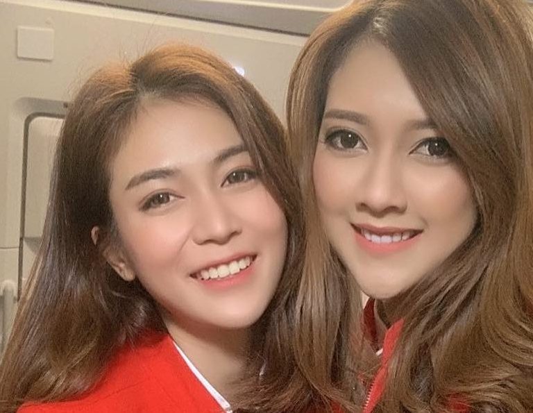 Cantiknya Pramugari Air Asia Ini Bikin Baper