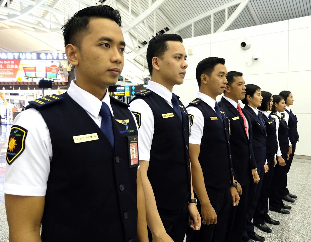 Peran Staff AVSEC Dalam Keamanan Penerbangan