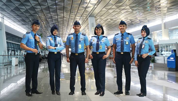 Pro dan Kontra dari Pekerjaan Staff AVSEC
